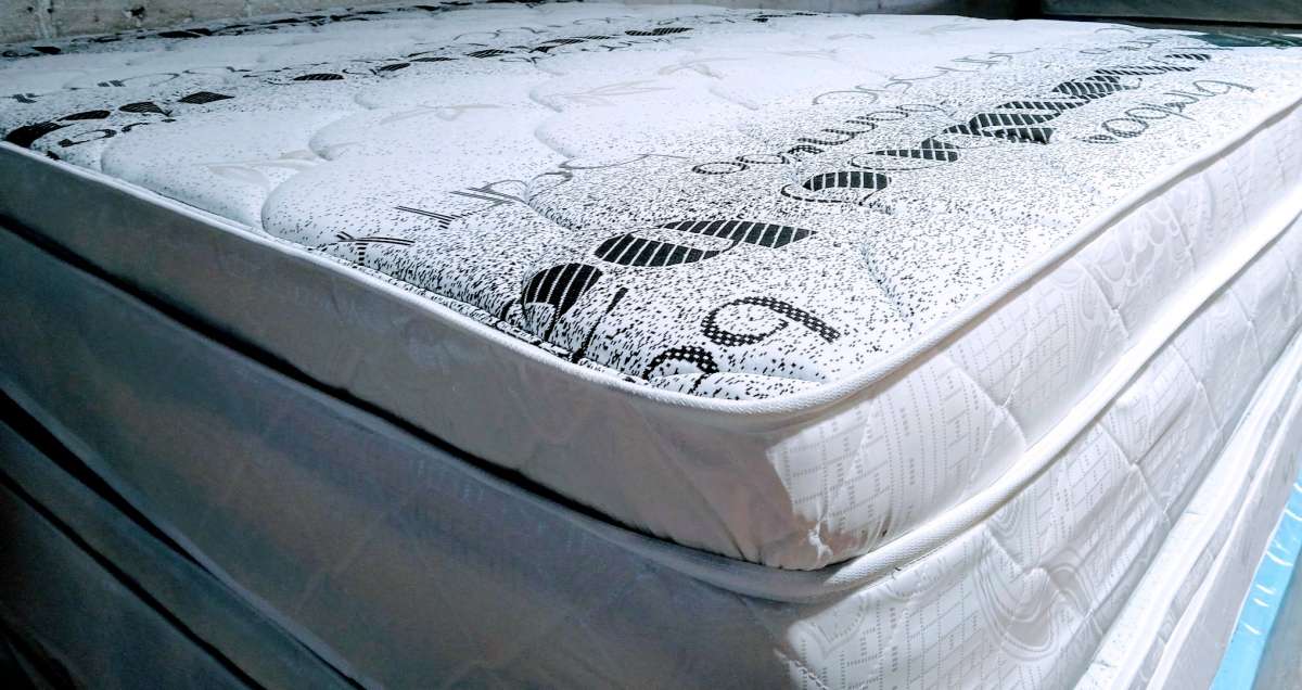 King Pillow Top Mattress Only Brand New Free Delivery Same D