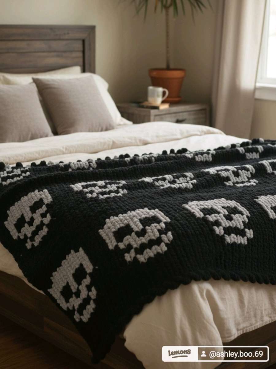 Midnight Skulls Blanket