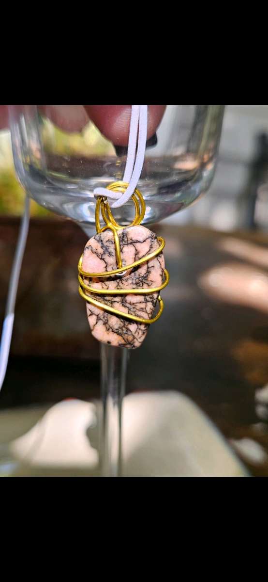 rhondanite pendant and necklace