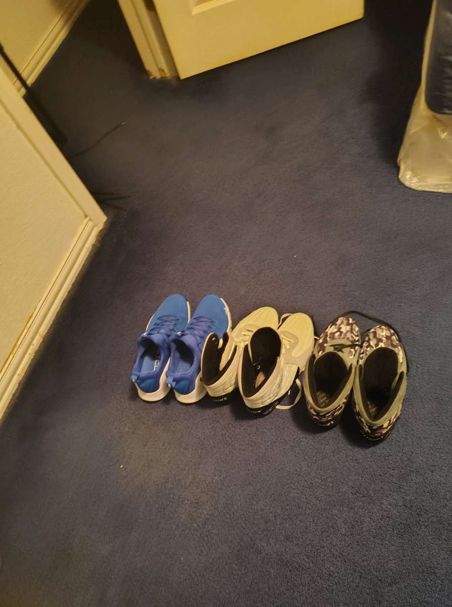 Nike and otomix shoe set
