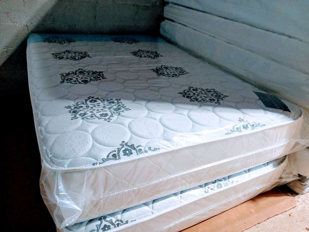 full plush Mattress Only Brand New Free Delivery Same Day
