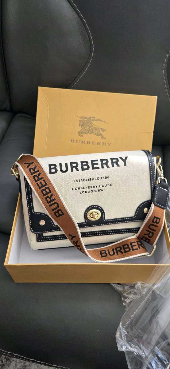 Fashionable Purse