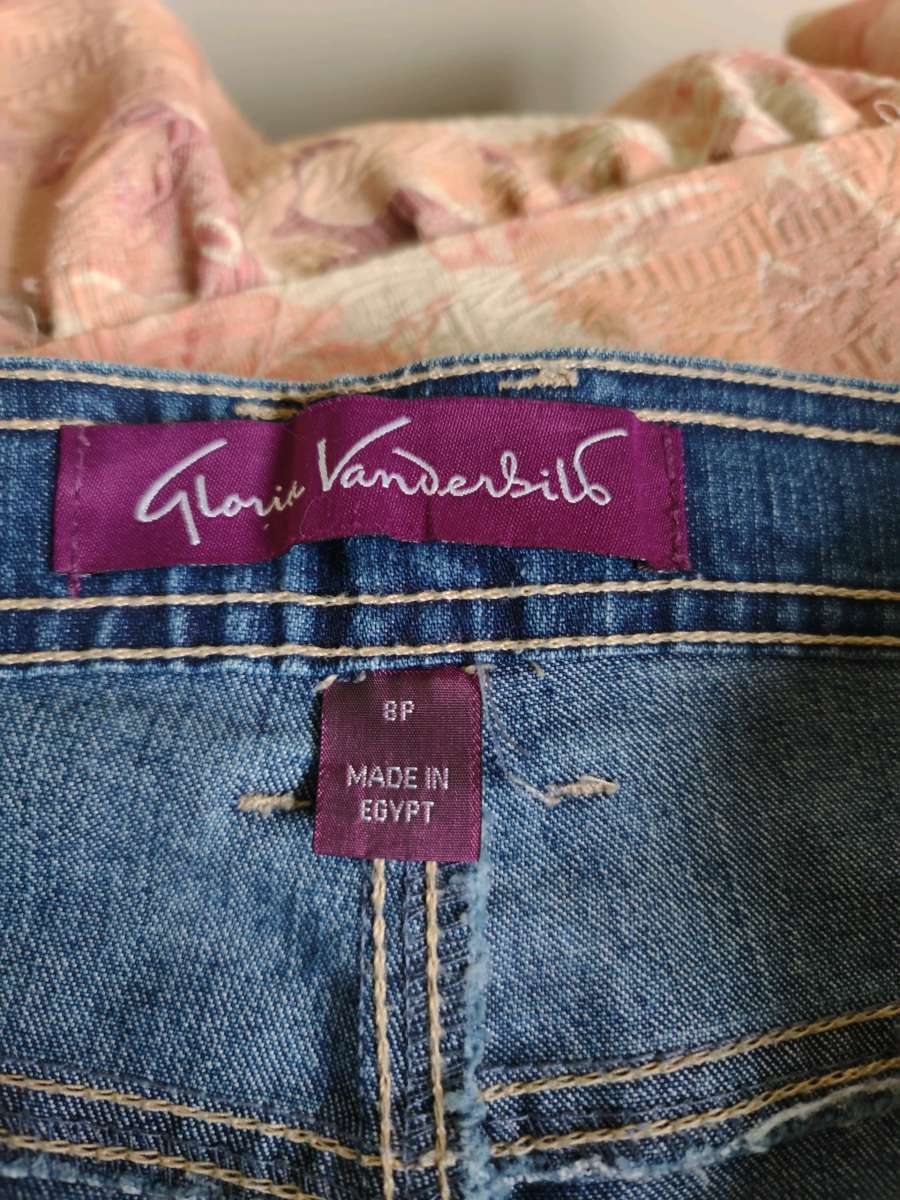 Gloria Vanderbilt jeans