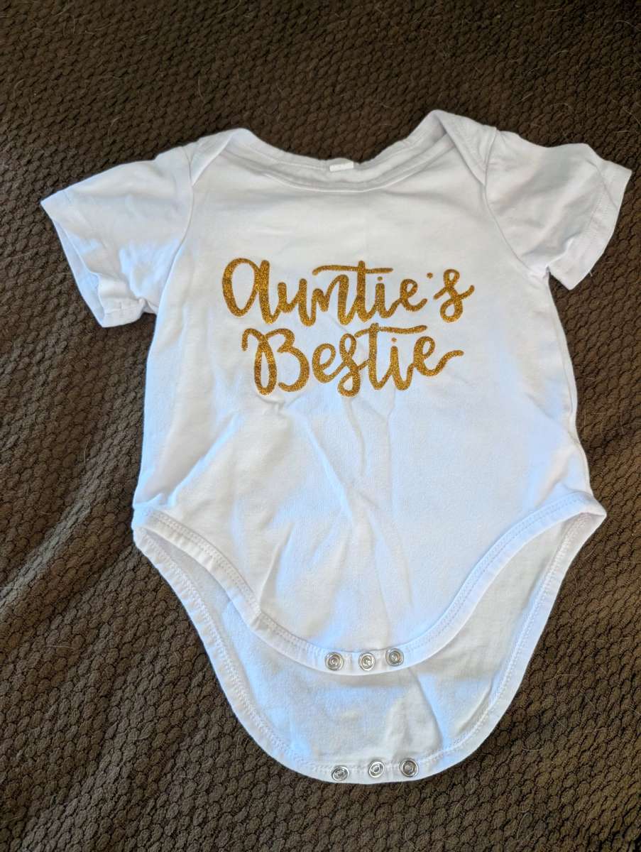 Baby Aunties bestie onesie
