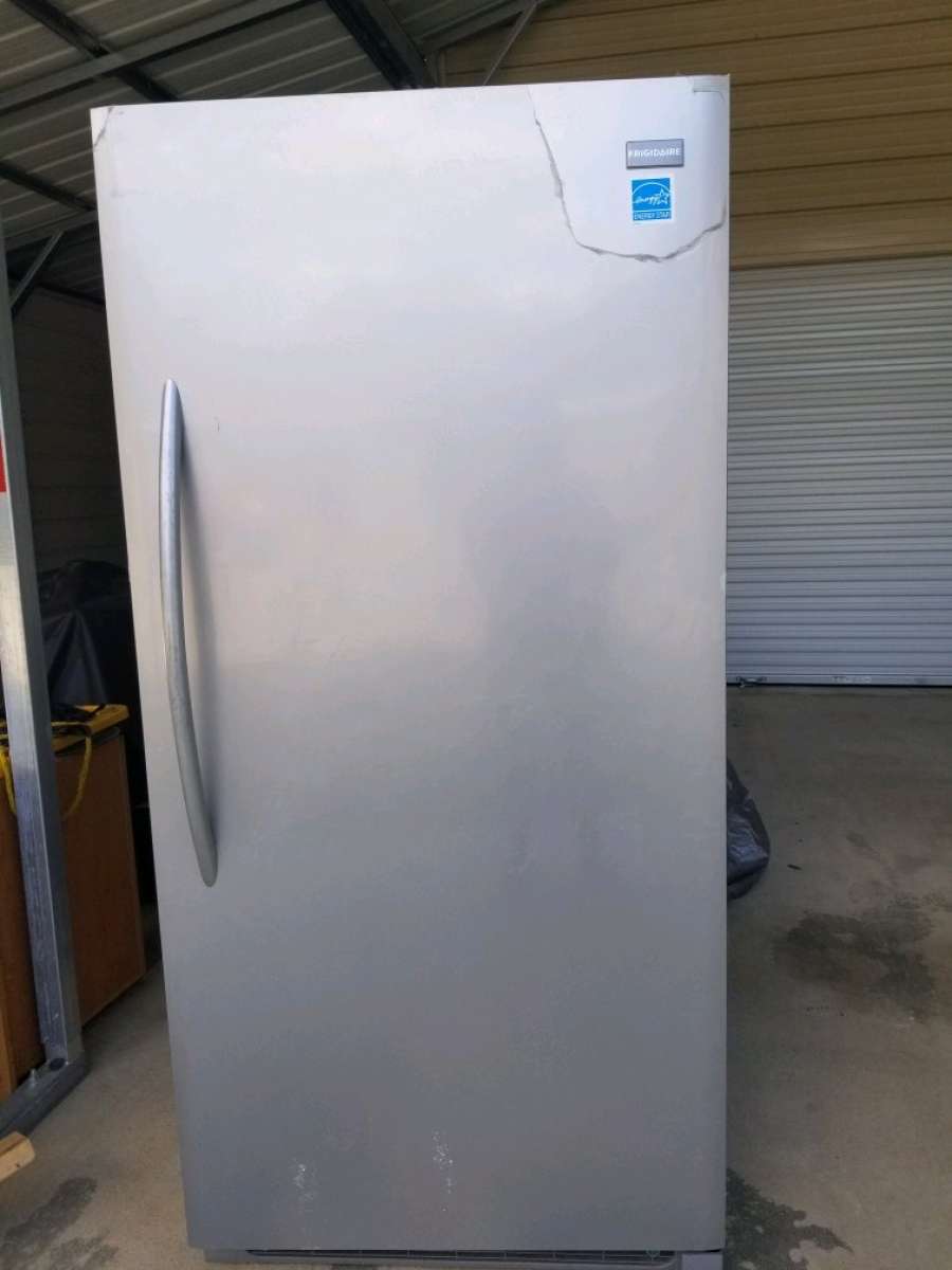 Stand up freezer