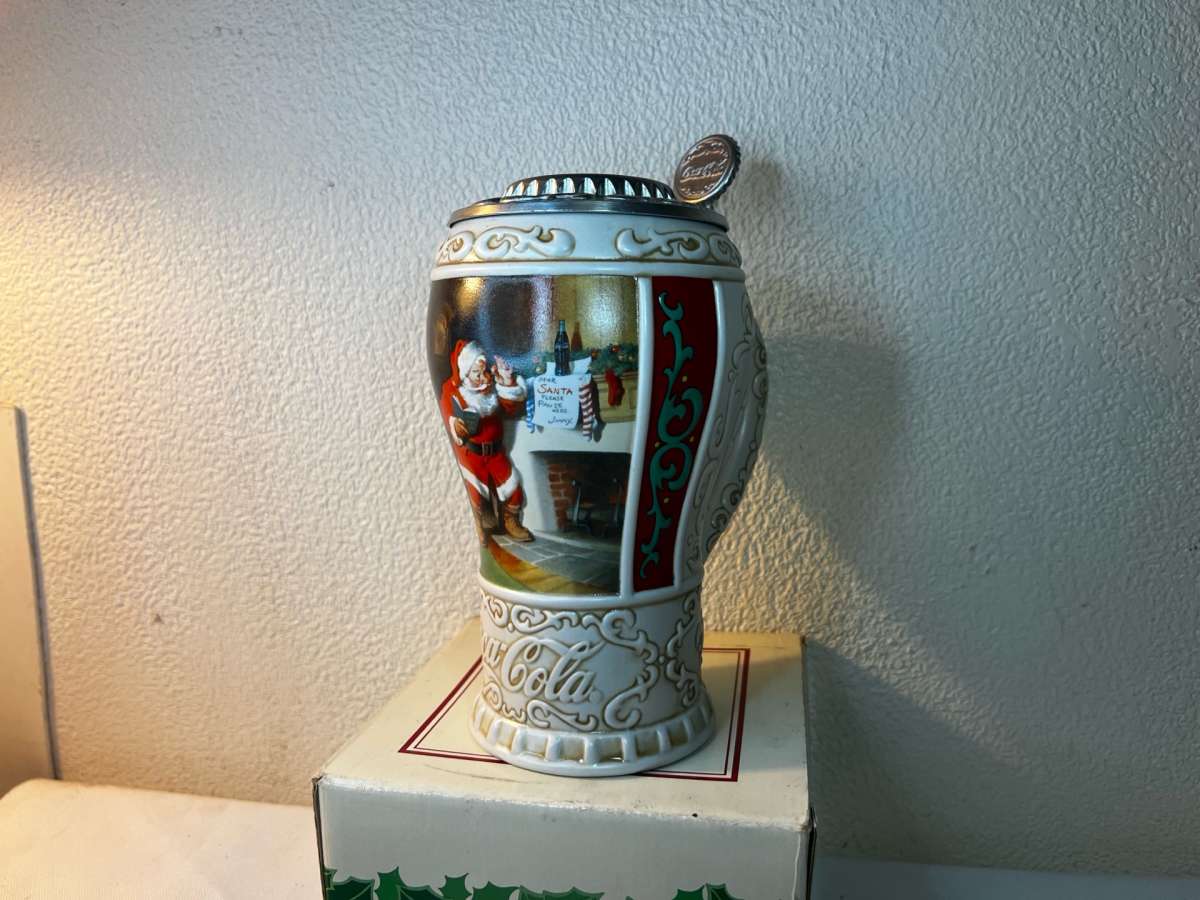 collectible Santa Coca Cola mug