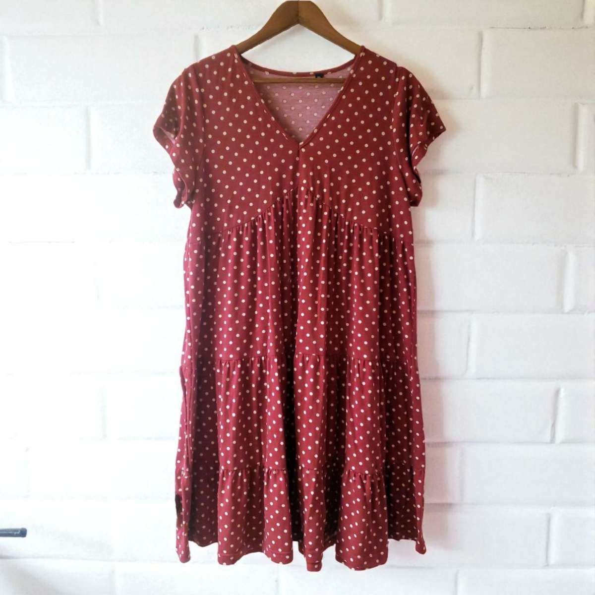 Red Polka Dot VNeck Short Sleeve Casual Dress