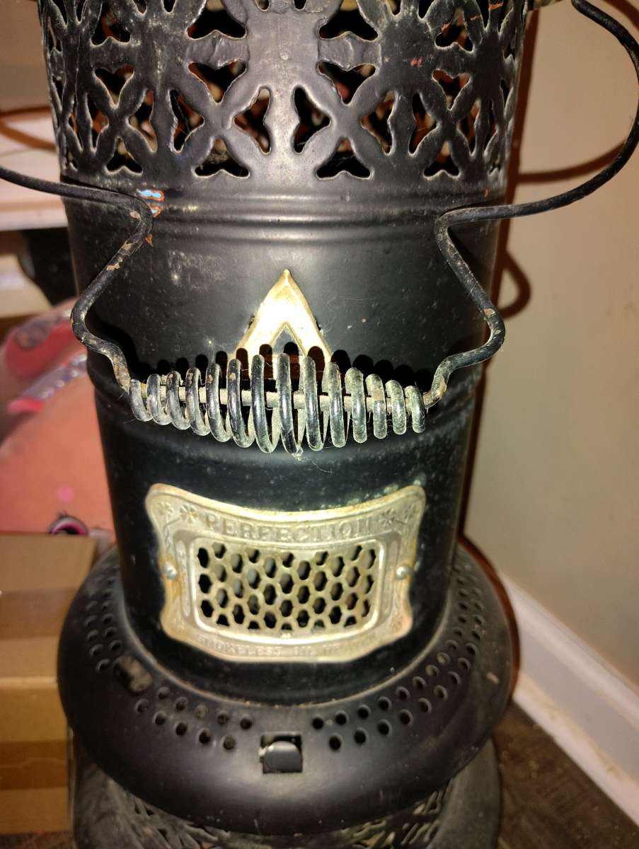 Vintage Perfection Smokeless Oil Heater