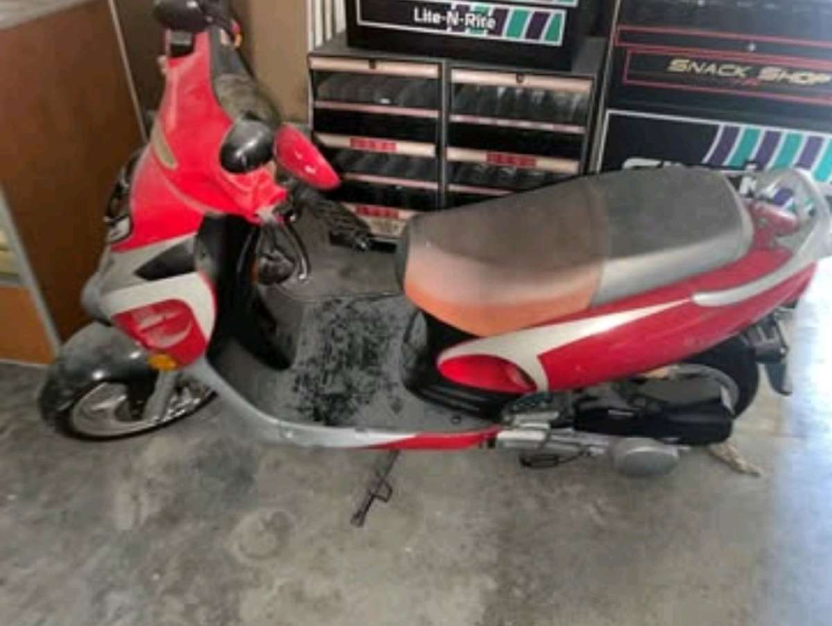 2015 Moped