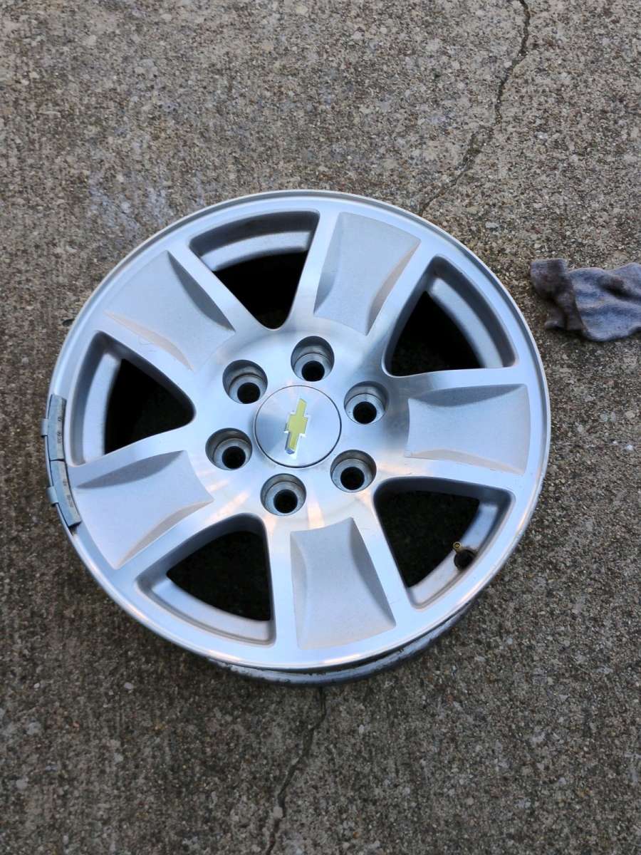 set of 4 2019 Chevy Tahoe Z71 4x4 17x8 inch Rims