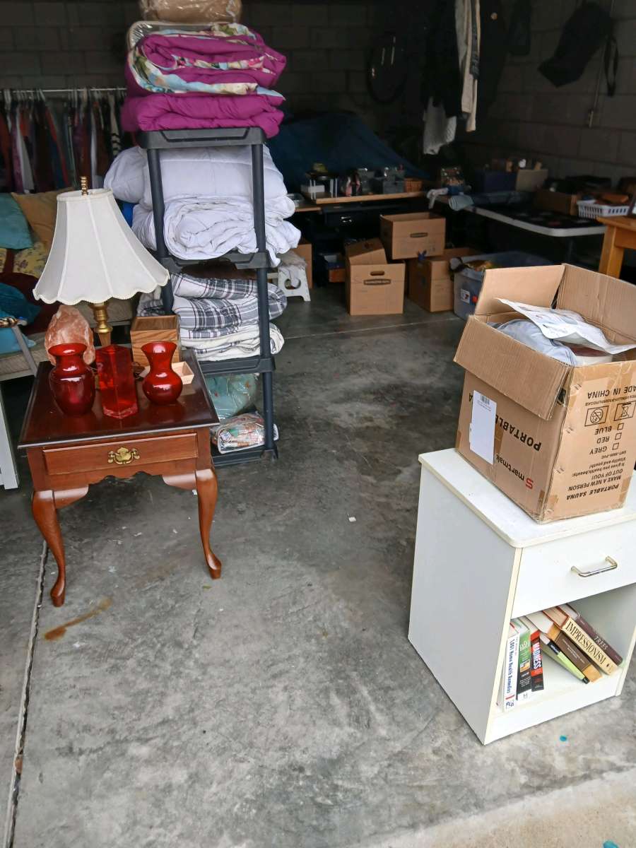 liquidation of all home furnishings clothing dressers art