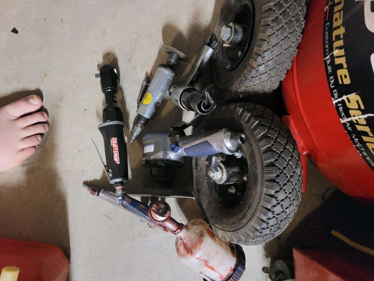 snap on air compressor with air tools and nail gun