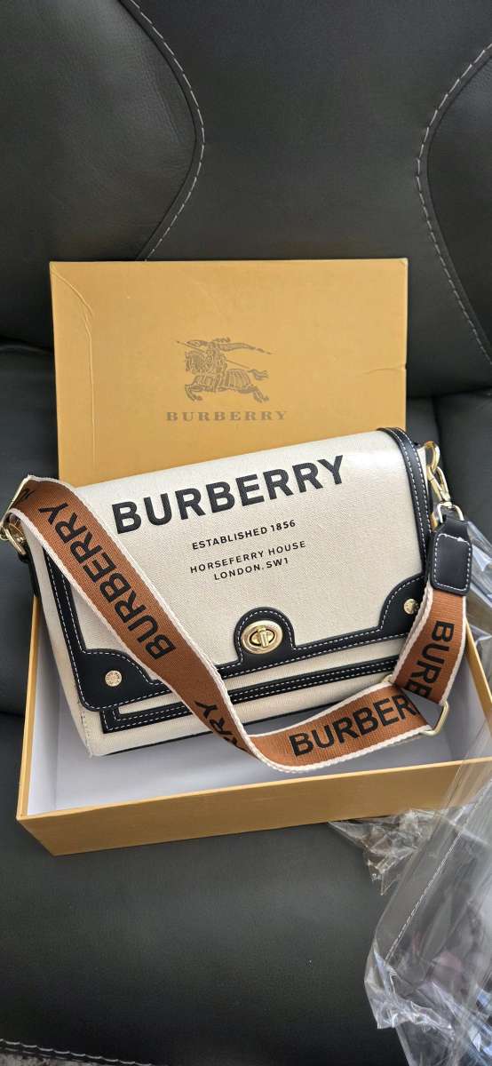 Fashionable Purse