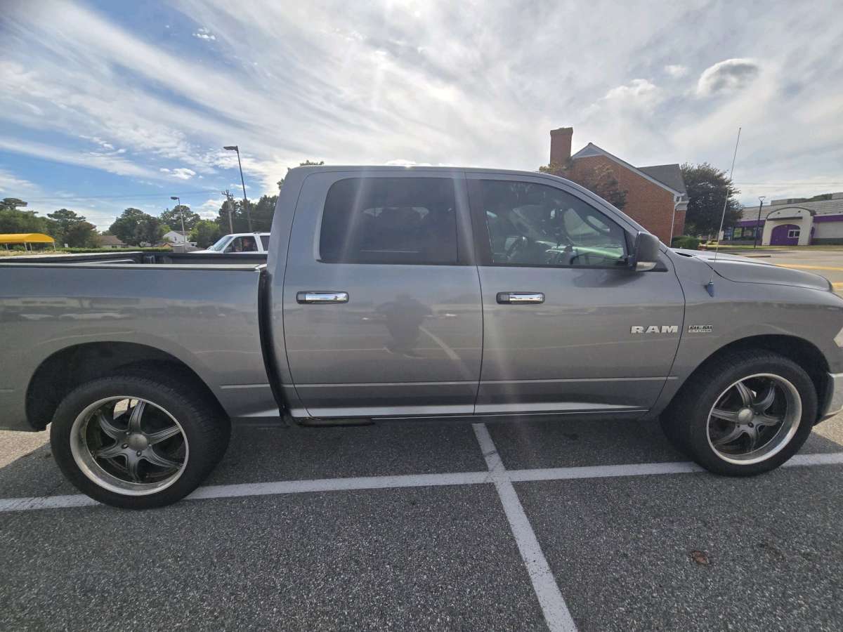 Dodge Ram 2009 Hemi F150