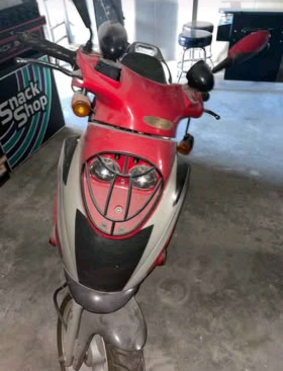 2015 Moped