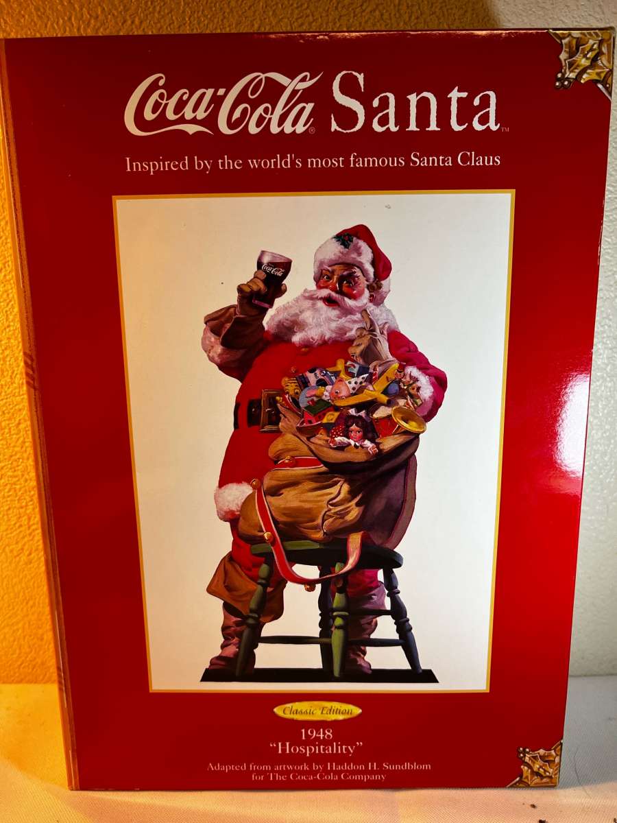 CocaCola Santa 1948 hospitality doll 12