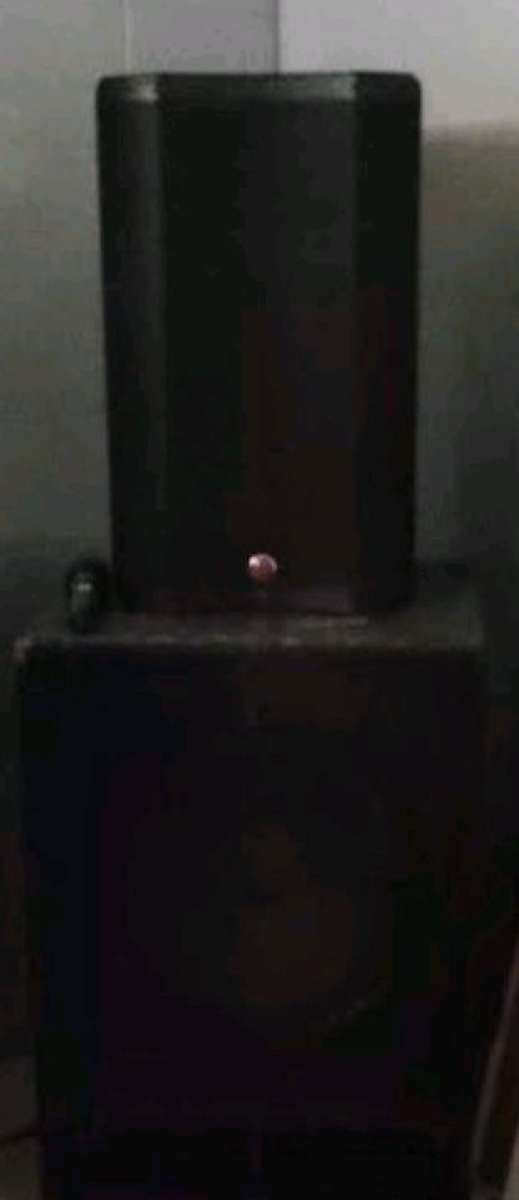 Two functional speakers and two subwoofers