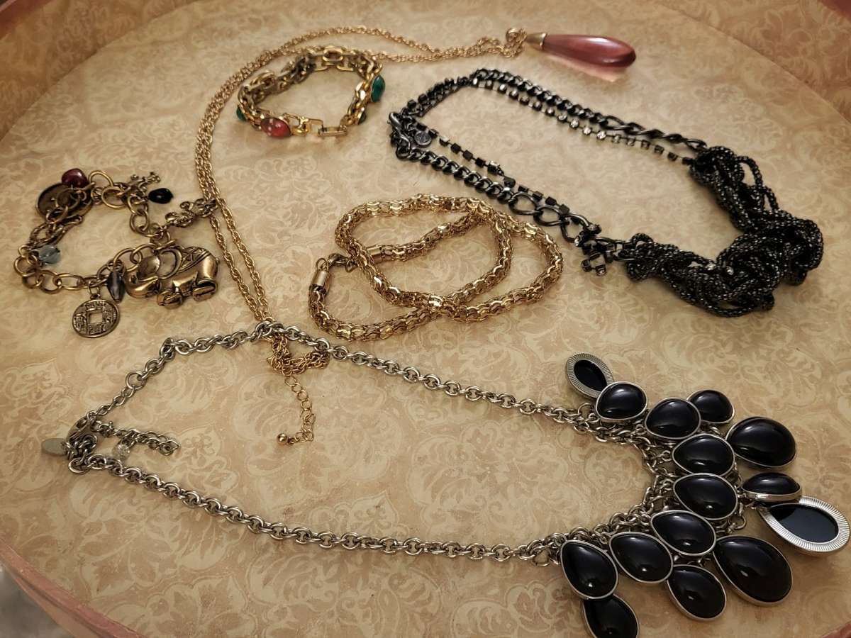 ASSORTED  FASHION JEWELER