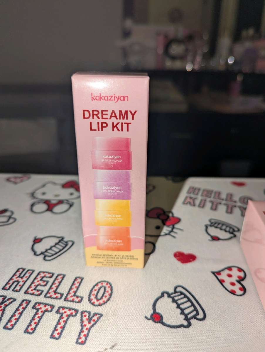nice Lipgloss kit