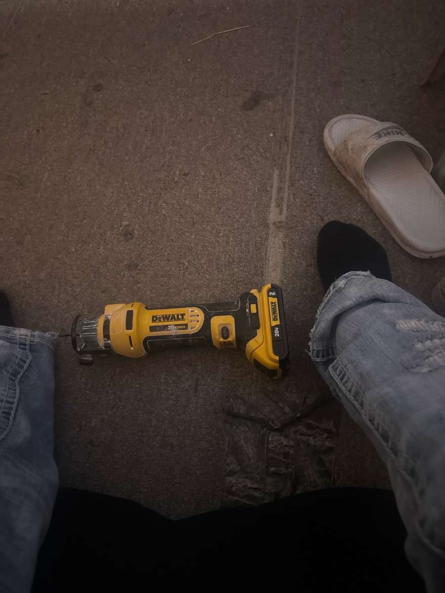Dewalt cordless cut out tool