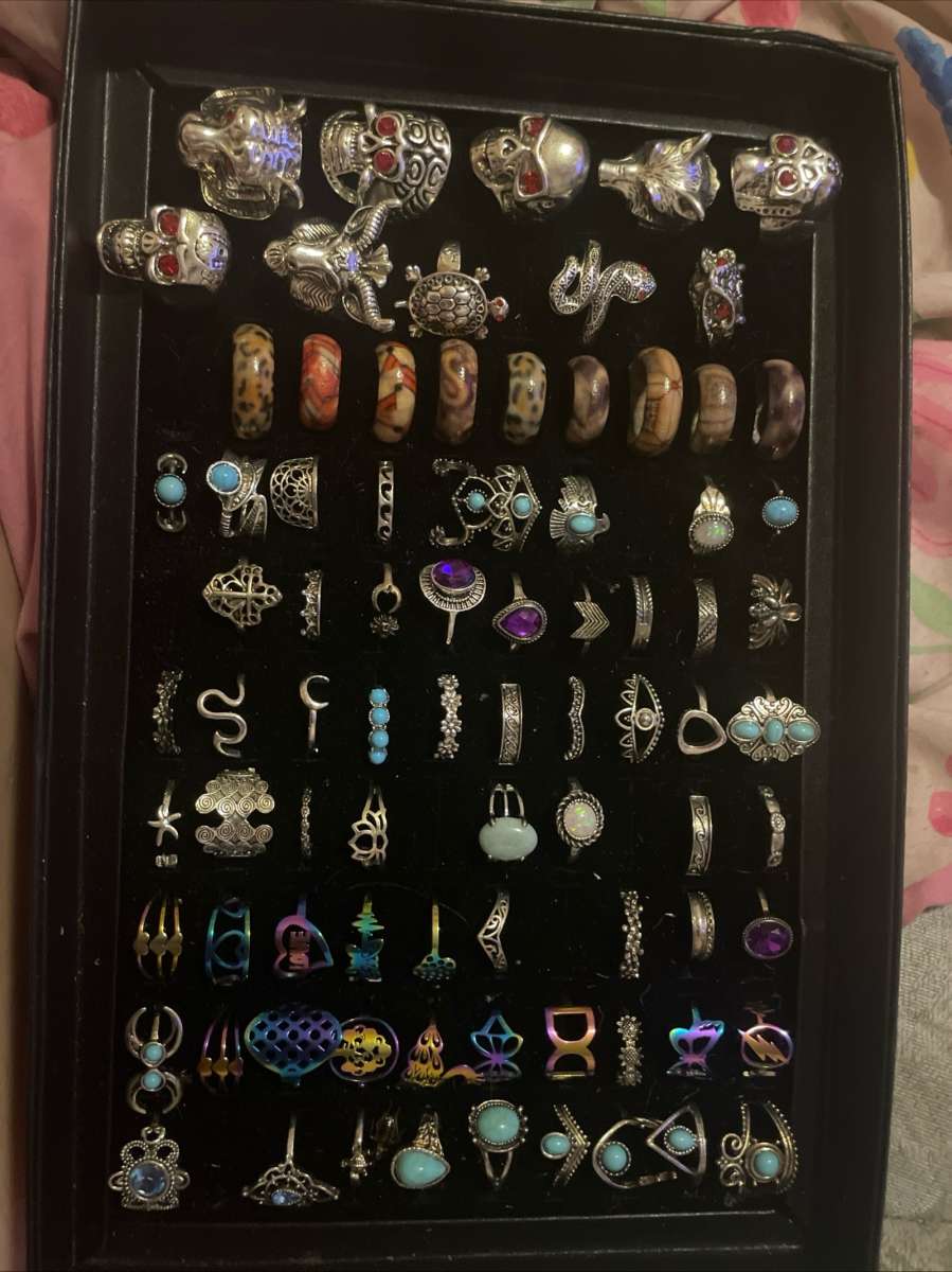 mens and womens rings