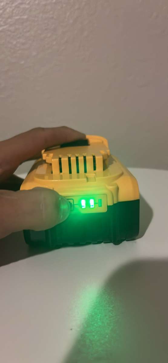 DEWALT 20v 8ah replacement battery