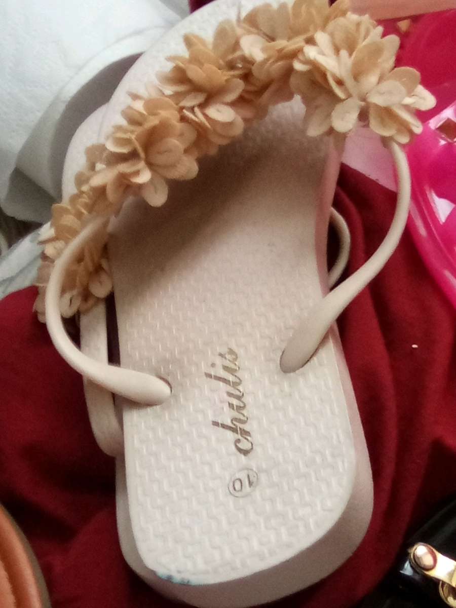 shoes sandals