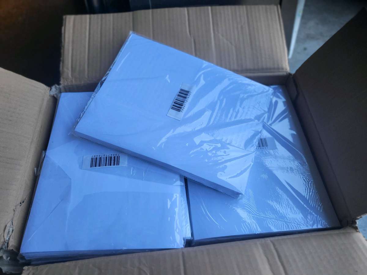 7 BOXES OF SELF ADHESIVE LABELS BOO1PF1B