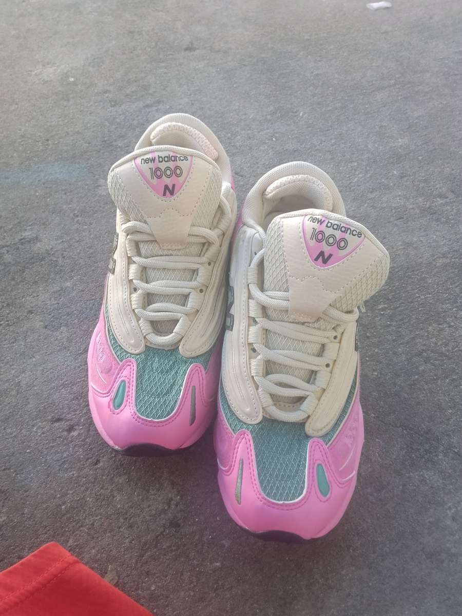 new balance shoes size 6