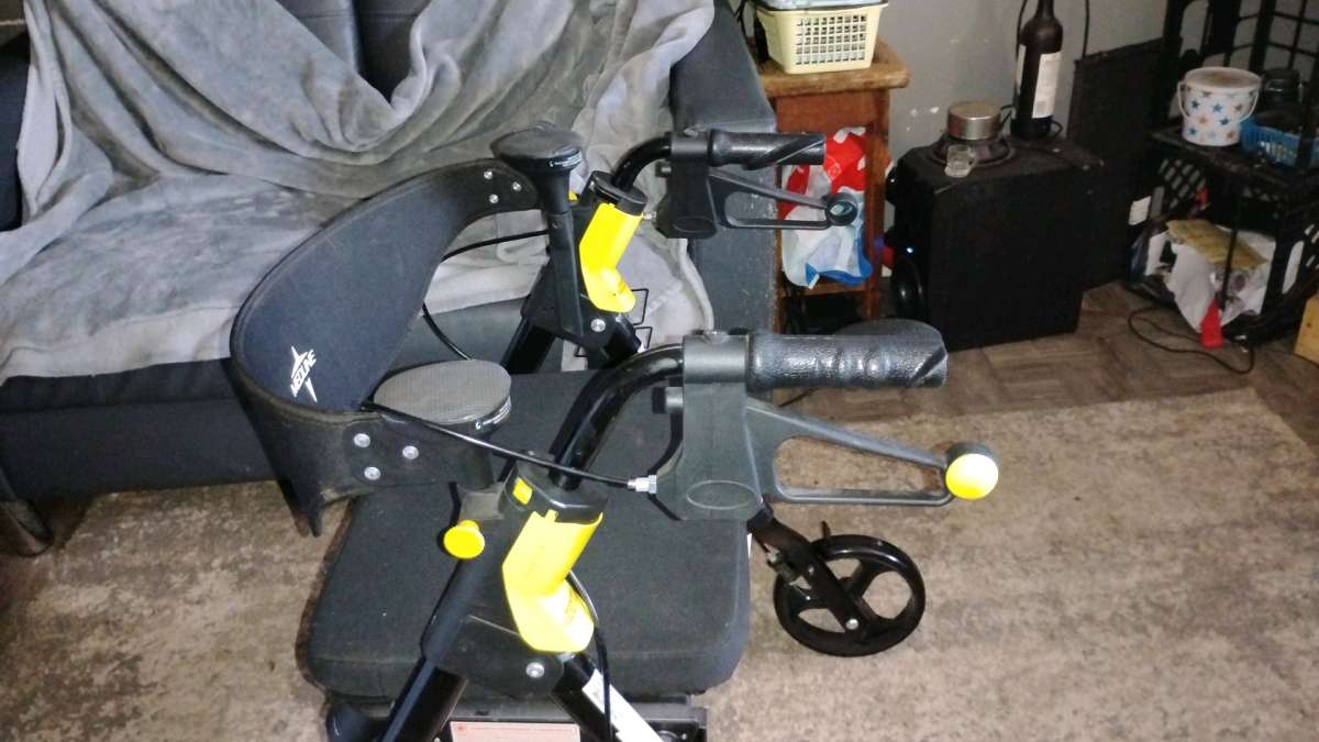 medline stand up an sit down Walker