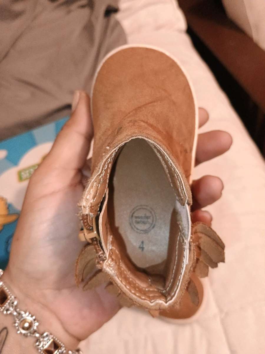 Wonder Nation Brown Suede Toddler Shoes Size 4