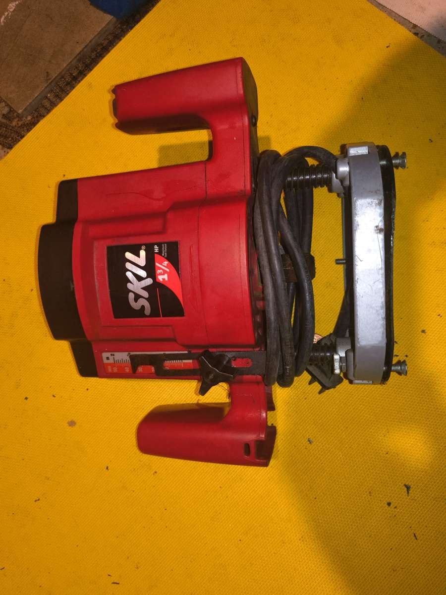 SKIL Router