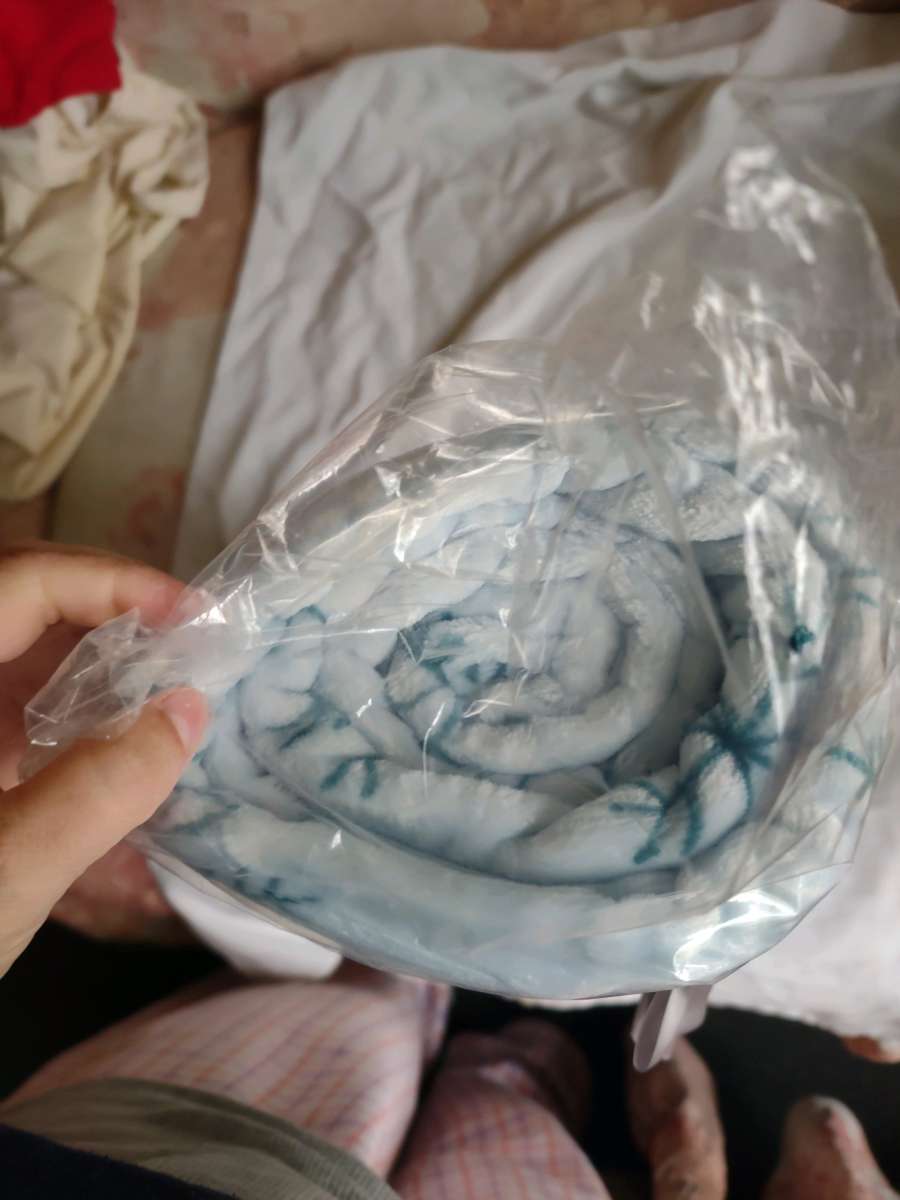 Snowflake throw