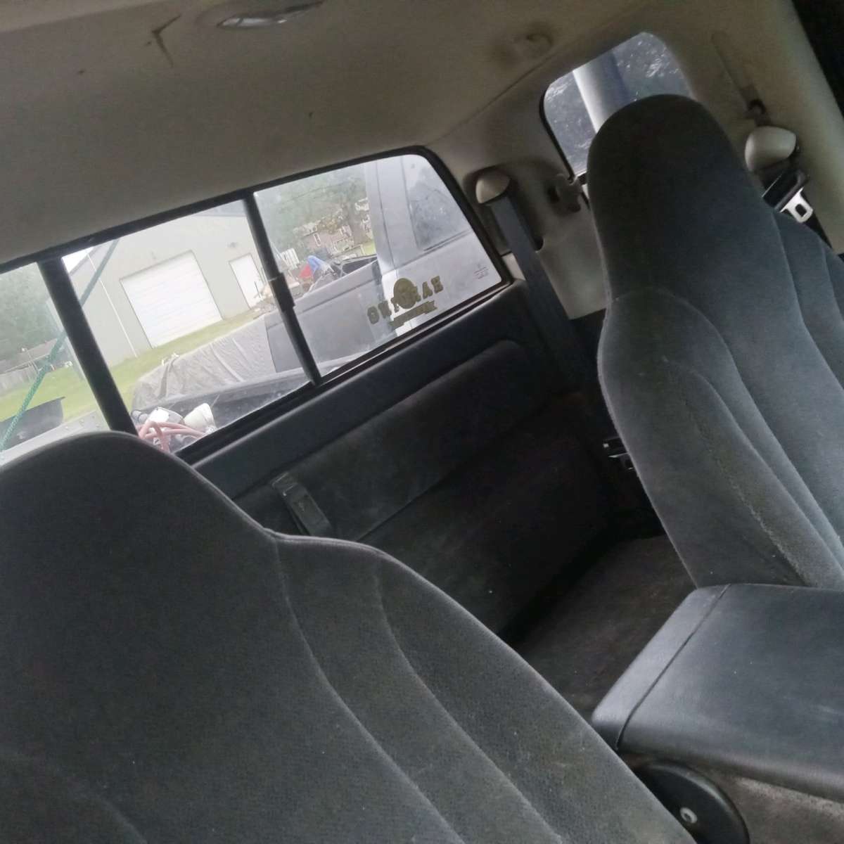 01 dakota sport extcab 47 v8 5spd  needs transmission repair