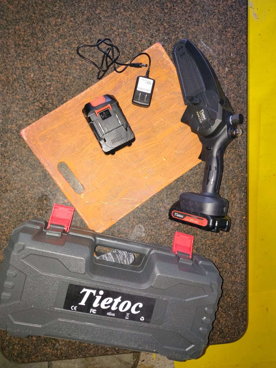 Mini Chainsaw