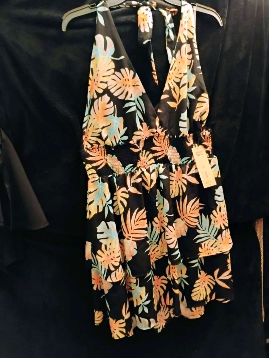 Madden N Y C  BRAND NEW NEVER WORN SIZE X LARGE