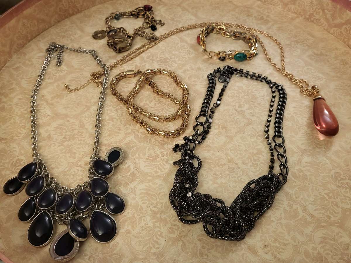 ASSORTED  FASHION JEWELER