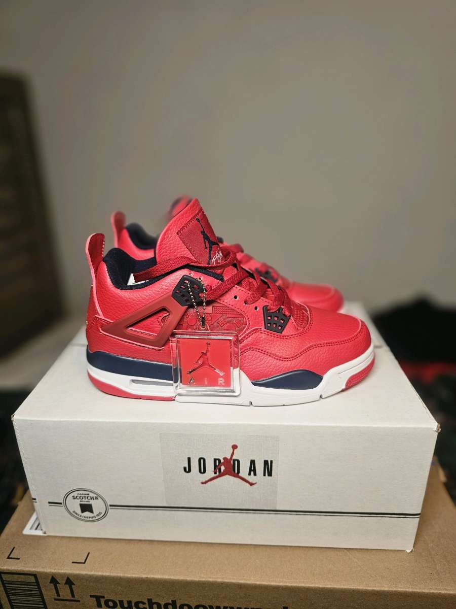 NEW JORDAN RETRO 4 ORIGINAL 2025