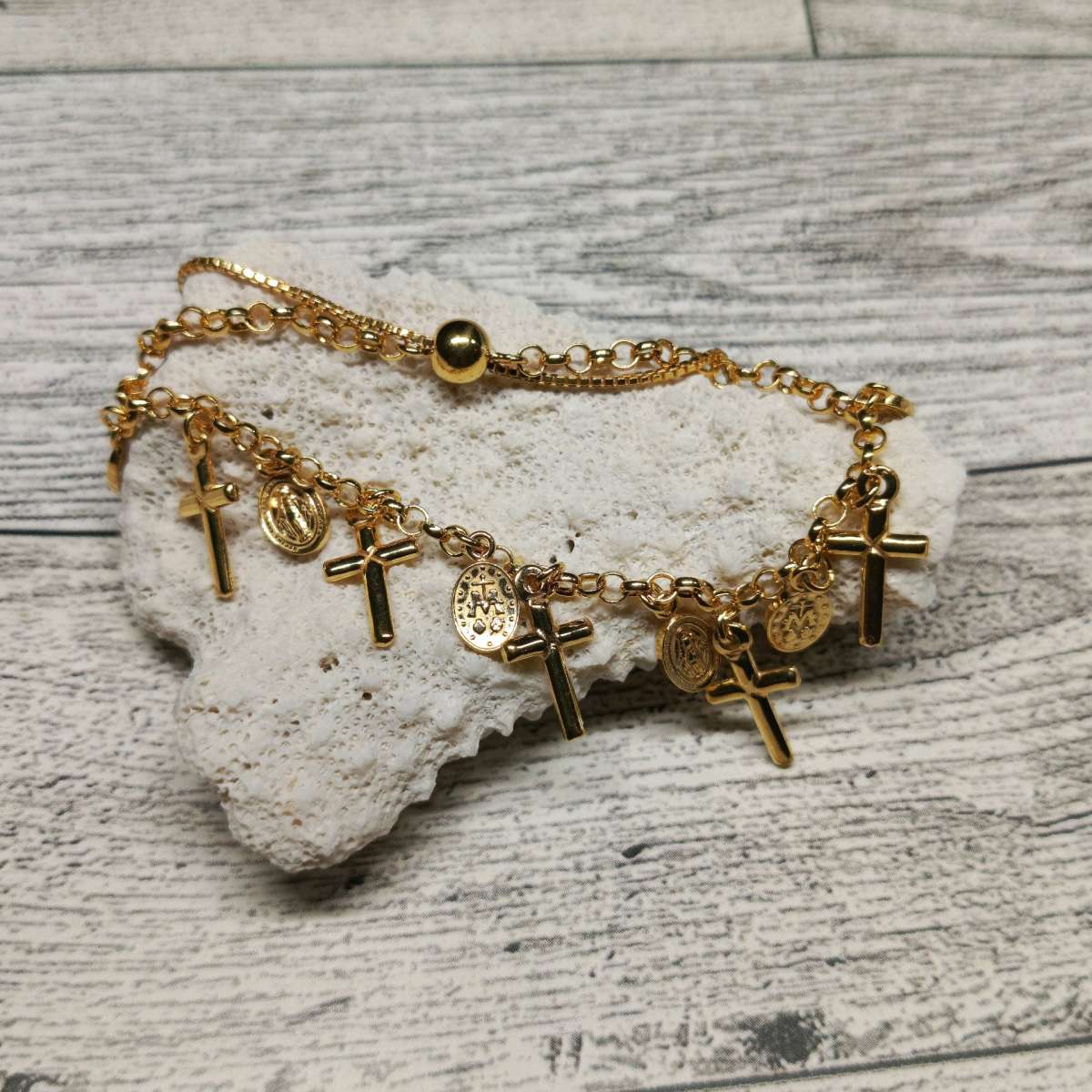 Jewelry Bracelet 18k Gold over Sterling Silver 925