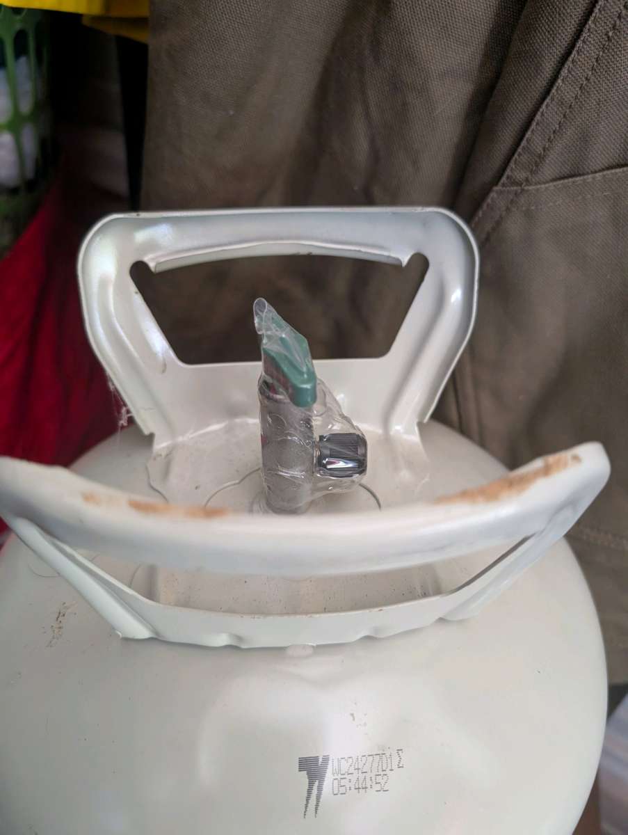 DynaTemp Refrigerant 421A  25lb unopened