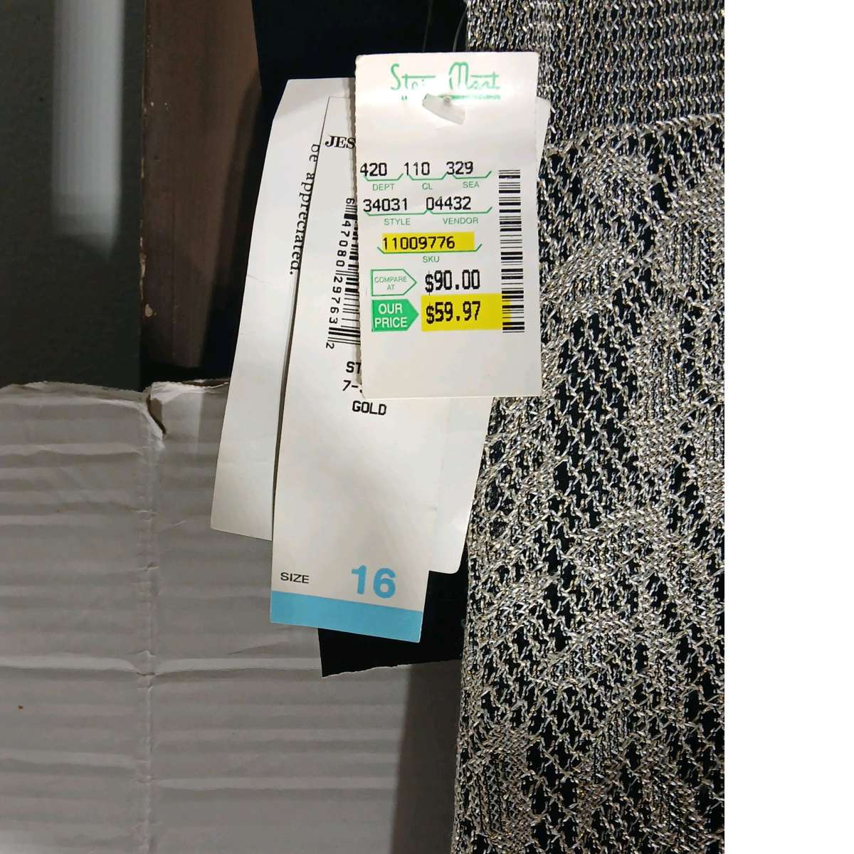 Jessica Howard metallic gold  lace overlay black  mid si