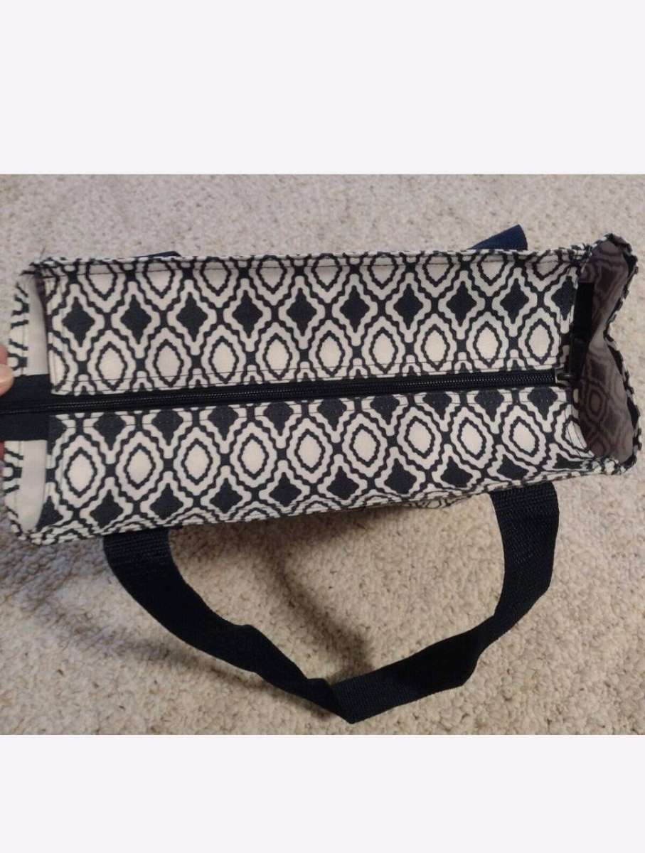 Medium Tote Bag Medallion Design Zip Shoulder Bag Double Han