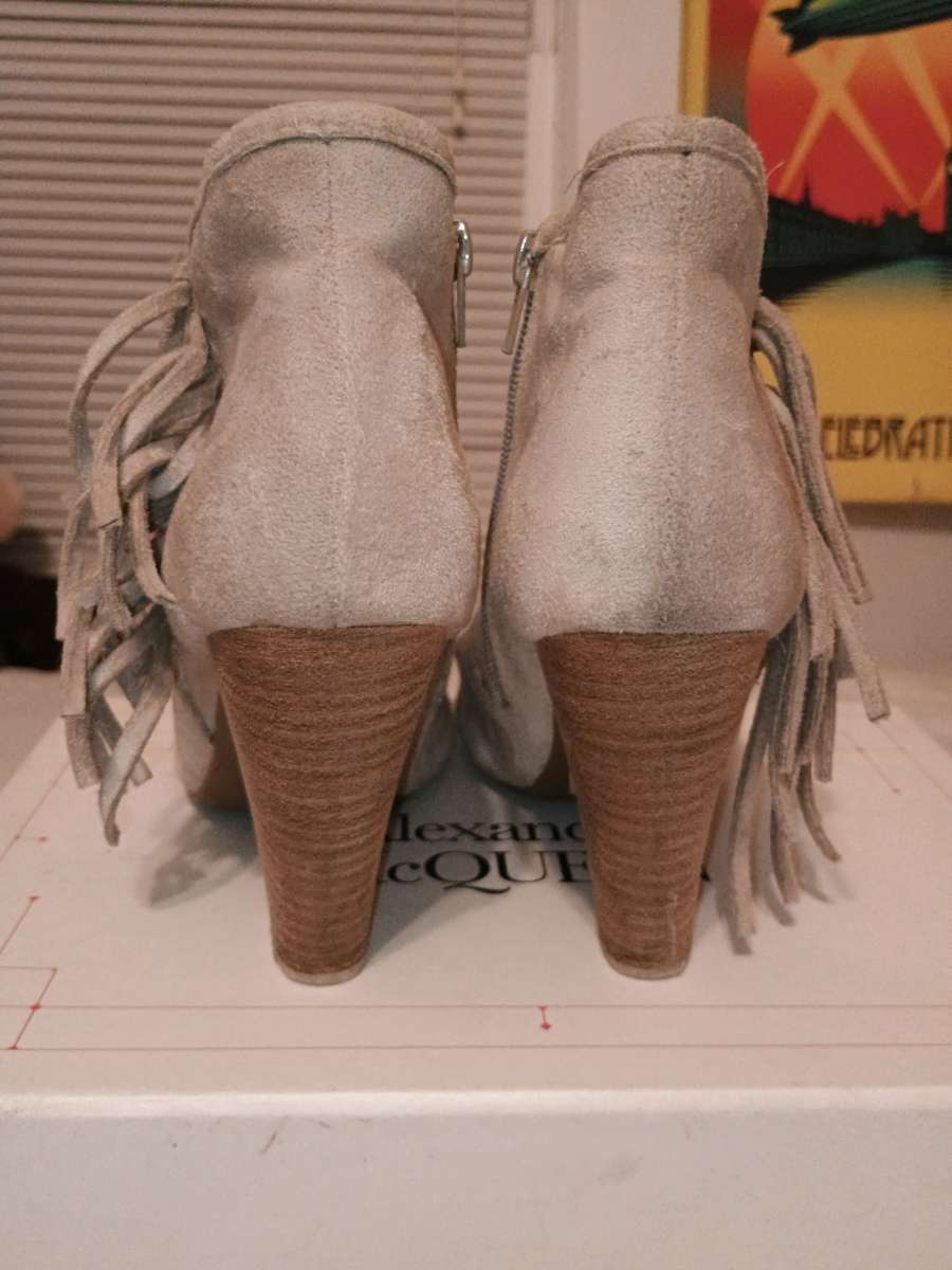 Arlo Peeptoe Suede Bootie with Fringe Accents size 7M