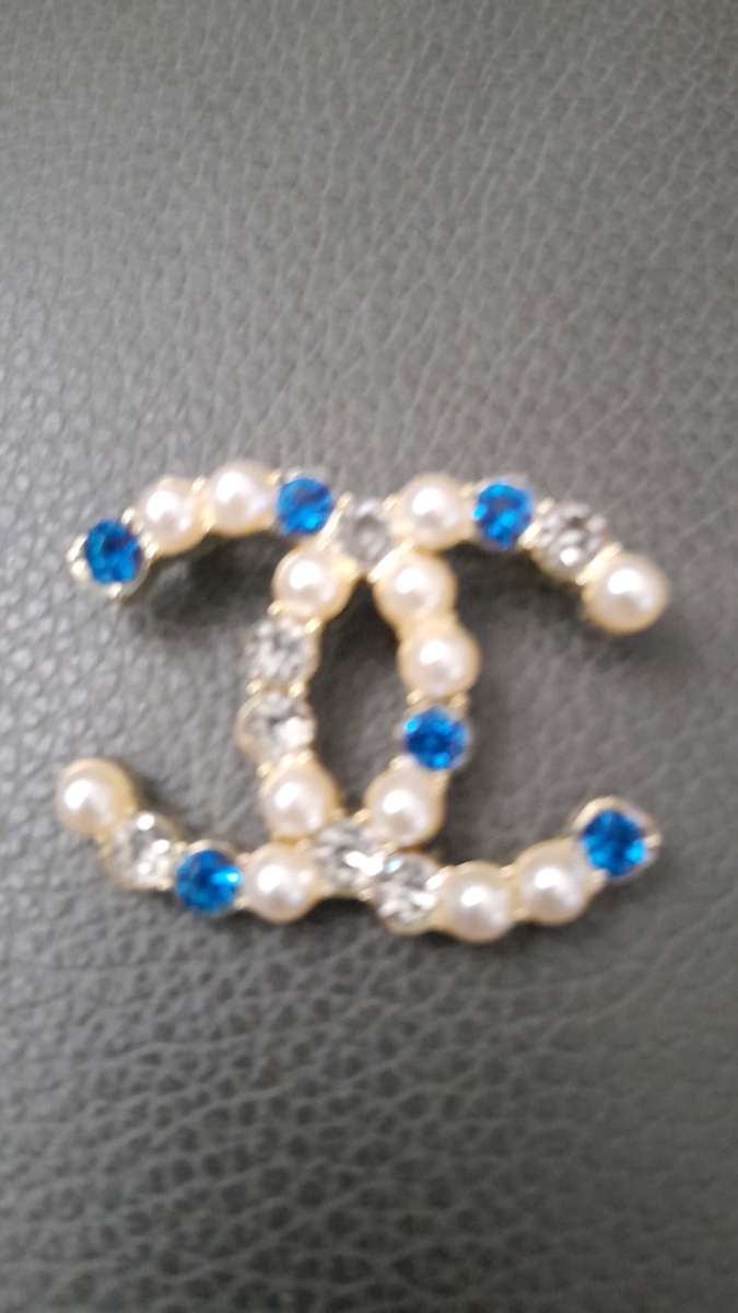 Women Brooches with Stamps