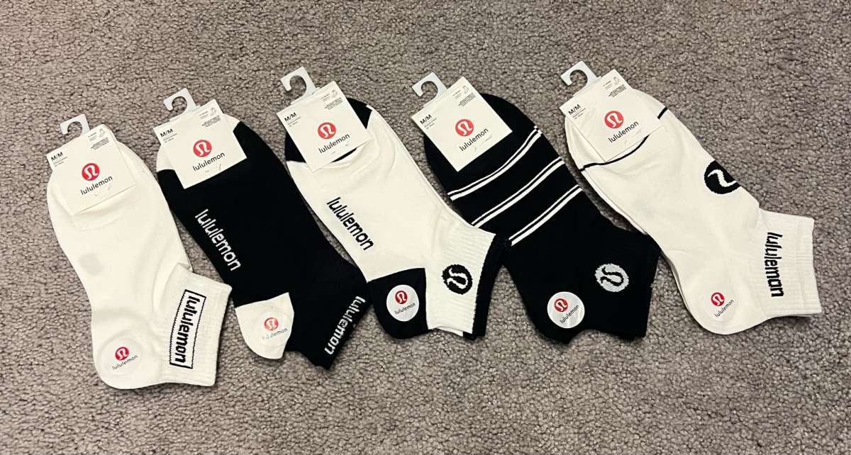 5 Lululemon Ankle Socks Medium