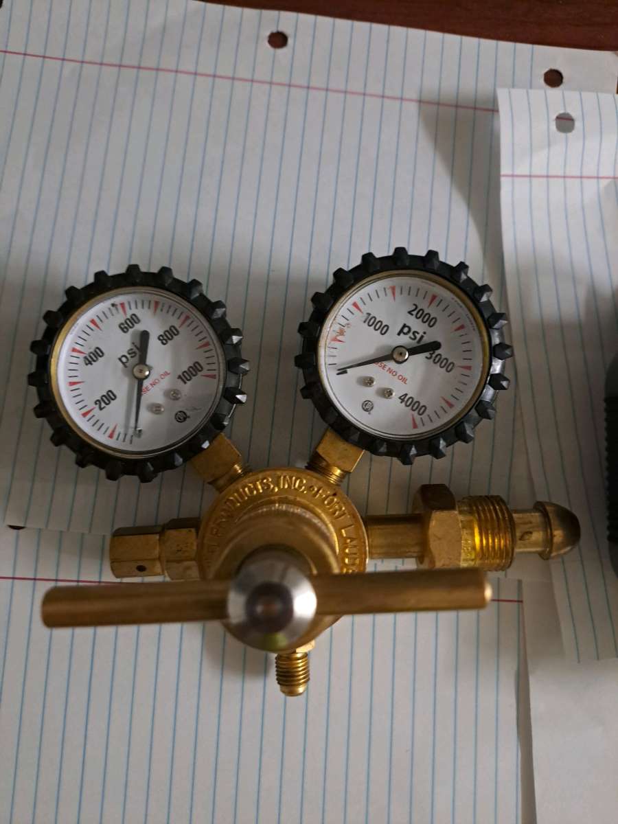 uniweld nitrogen regulator  supco micron vacuum gauge