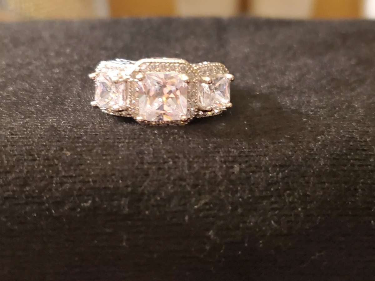 925 Sterling Silver Diamond Ring
