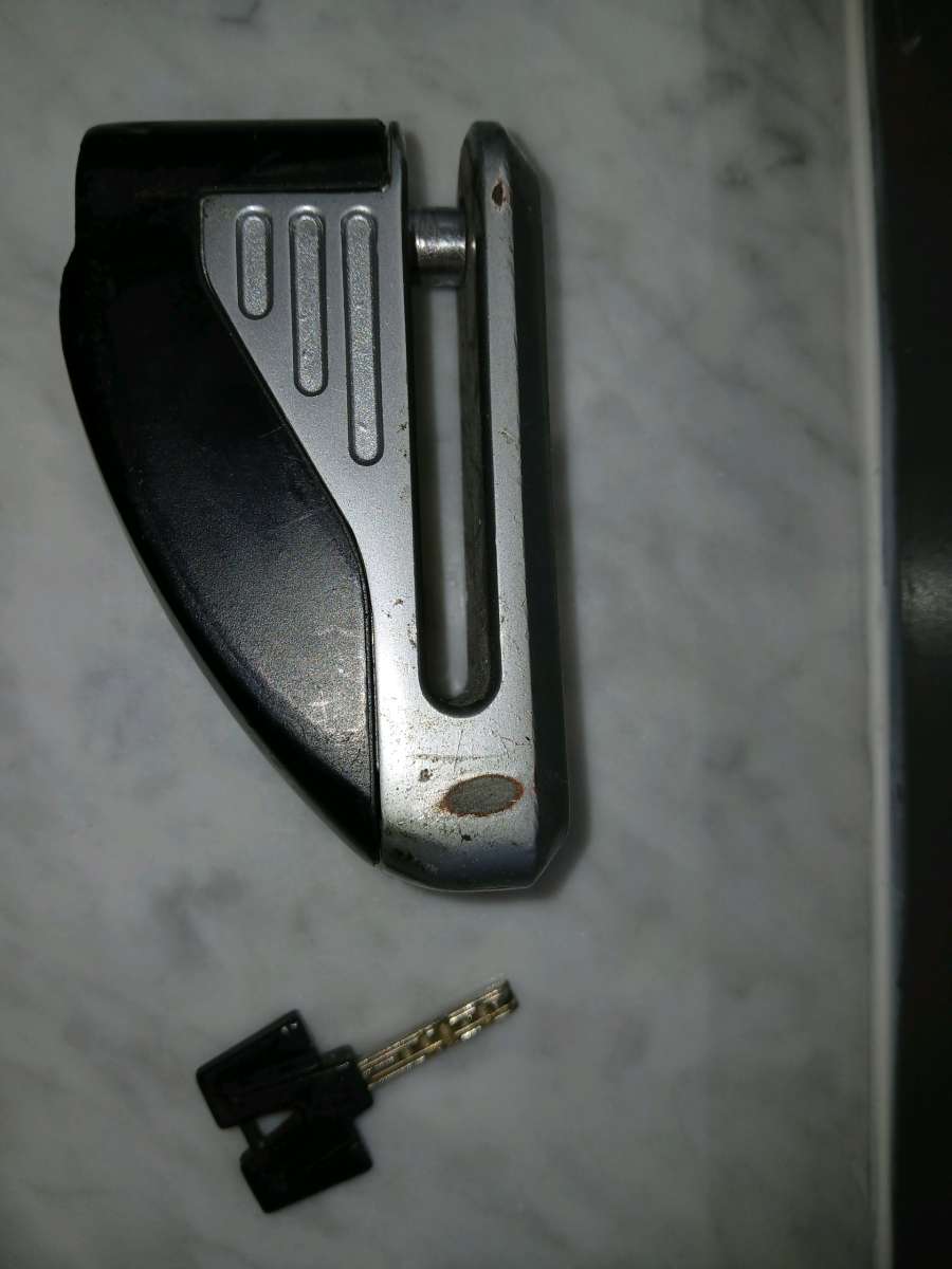 Antitheft padlock for disk brake with key lock for bicycle b