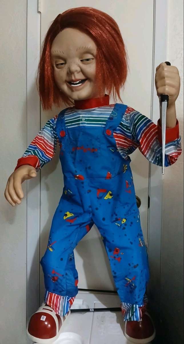chucky amatrineic  3 in half feet lowet price of 20000 for c