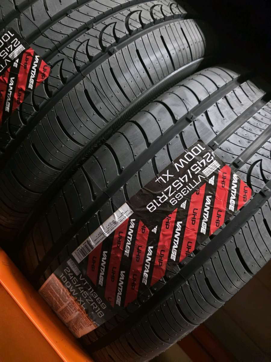 En Venta 24545R18 100W XL